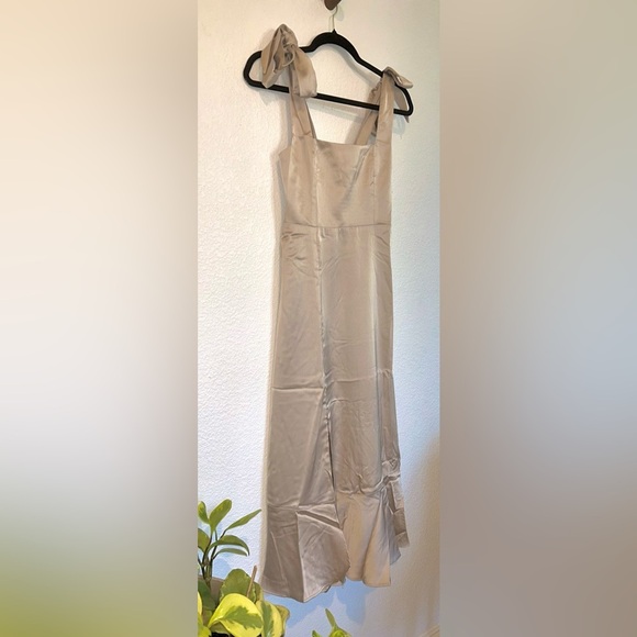 SHOW ME YOUR MUMU Claire Midi Dress Show Me The Ring Luxe Satin Bridesmaid NWT - Picture 6 of 7